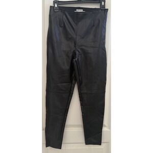 Abercrombie & Fitch NWT‎ Black Vegan Leather Pants | Size Medium Short High Rise